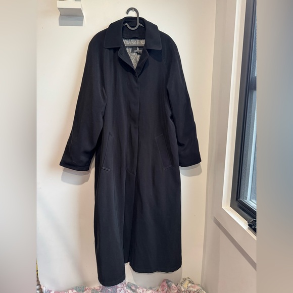 London Fog Jackets & Blazers - London Fog Classic Black Trench Coat